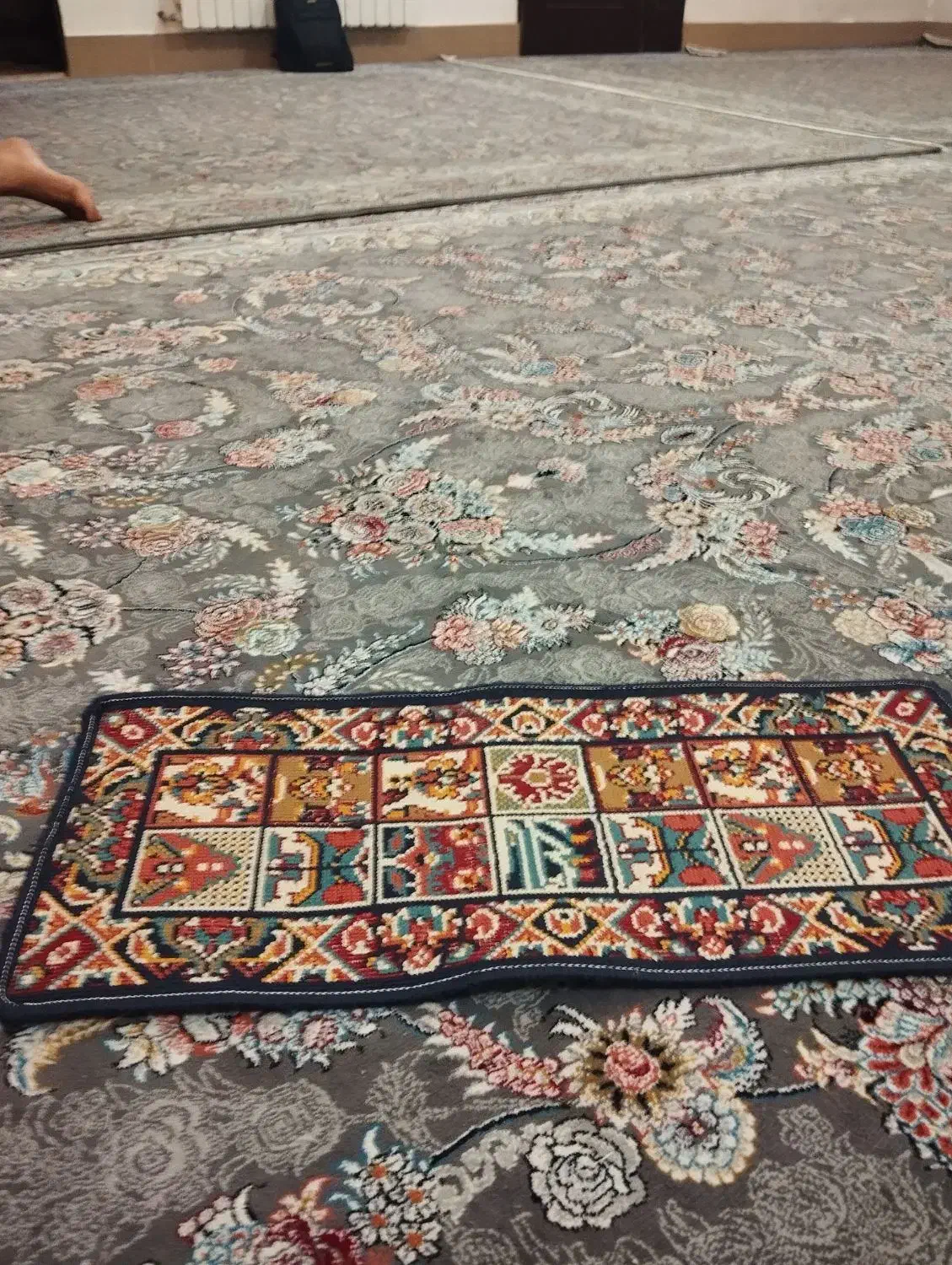 فرش‌پله‌دربلوارتوس|فرش|مشهد, دوست آباد|دیوار