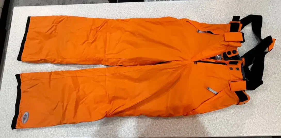 شلوار اسکی سایز ۳۴|ورزش‌های زمستانی|تهران, تهرانپارس جنوبی|دیوار