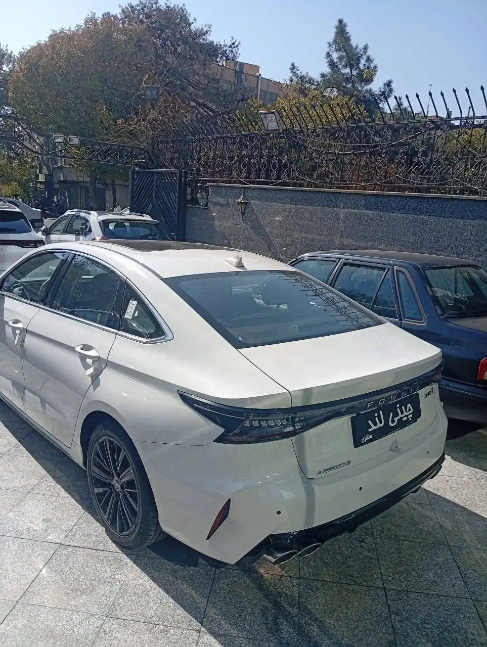 فونیکس آریزو8 سفید مدل 1404|خودرو سواری و وانت|تهران, فاطمی|دیوار