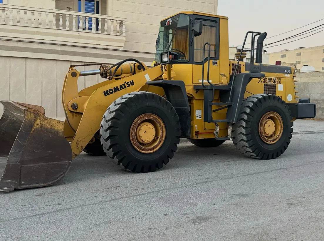لودر KOMATSU ۴۰۰ خط ۳|خودرو سنگین|تهران, اقدسیه|دیوار