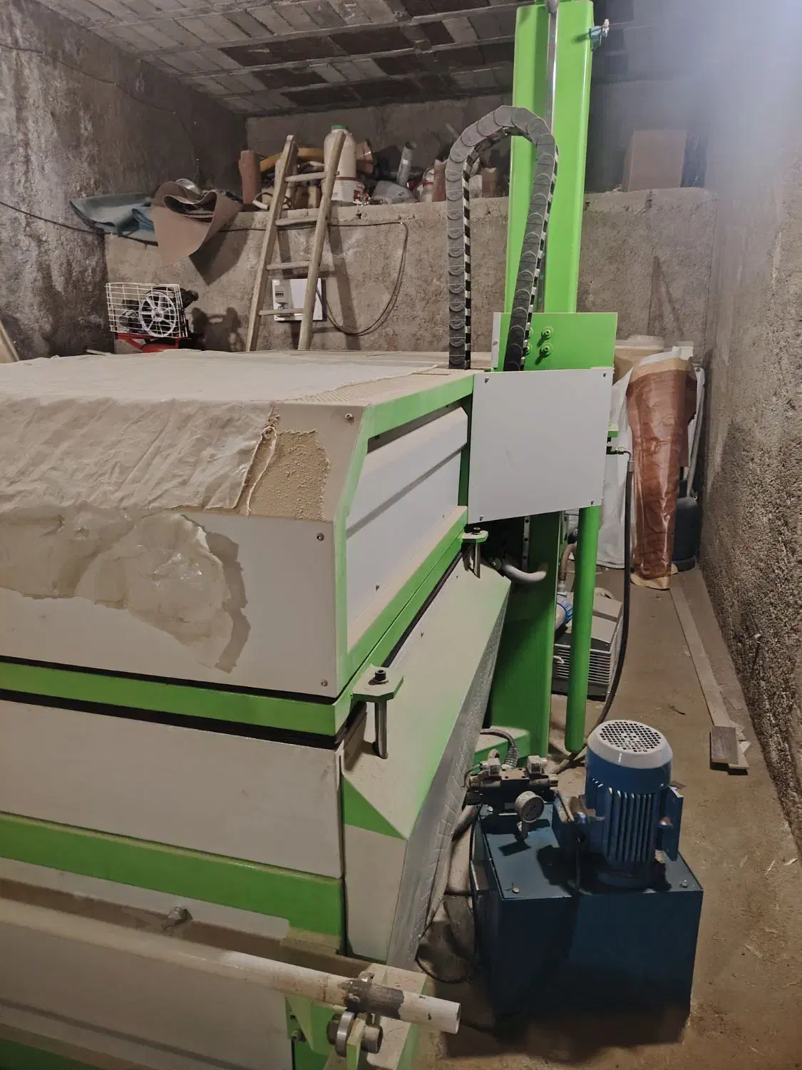 دستگاه وکیوم|ماشین‌آلات صنعتی|اهرم, |دیوار