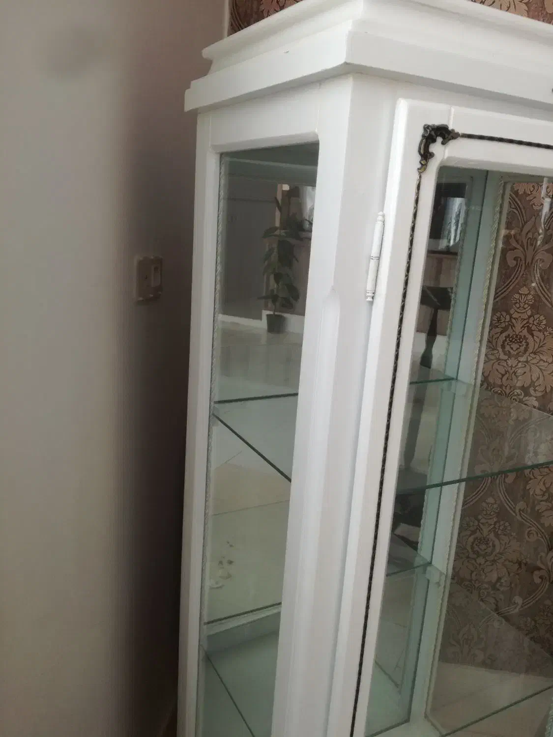 کنجه سفید عالی|بوفه، ویترین، کنسول|تربت‌حیدریه, ۴۵ متری|دیوار