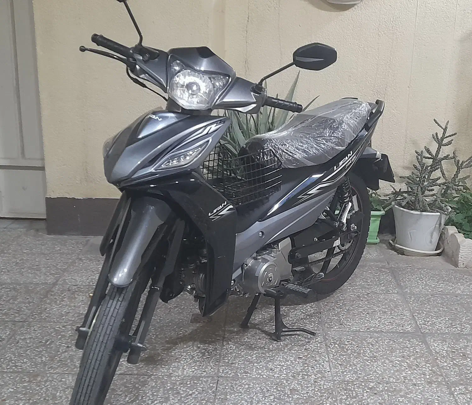 بیکلاج لیفان PK 135|موتورسیکلت|اصفهان, تخت فولاد|دیوار