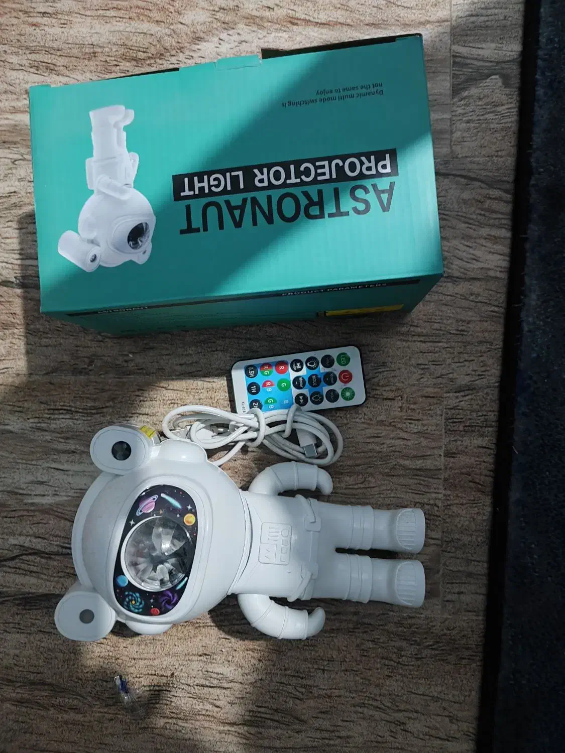 چراغ خواب کهکشانی /اسپیکر دار|چراغ خواب و آباژور|اصفهان, جاوان|دیوار