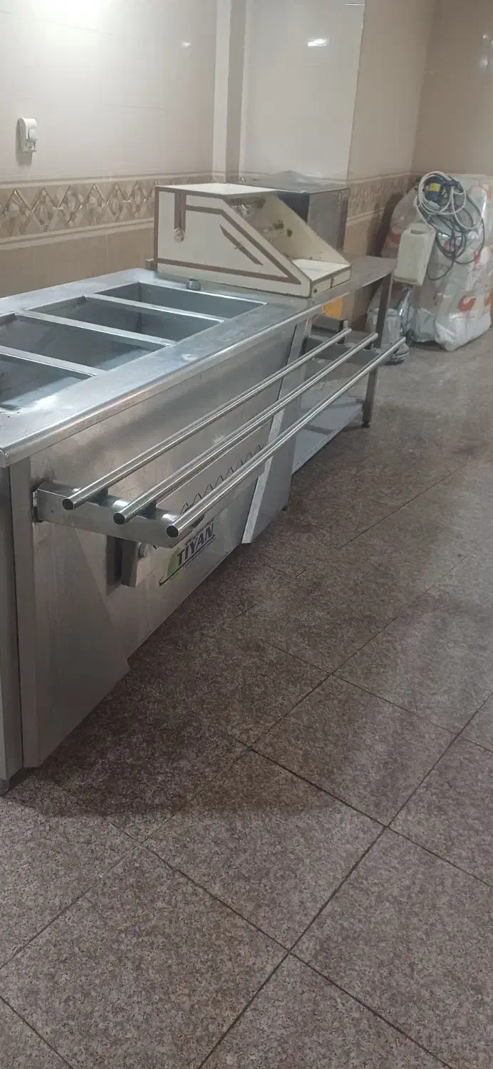 آقا کار در آشپزخانه  بیمارستان|استخدام سرایداری و نظافت|تهران, تهرانپارس غربی|دیوار