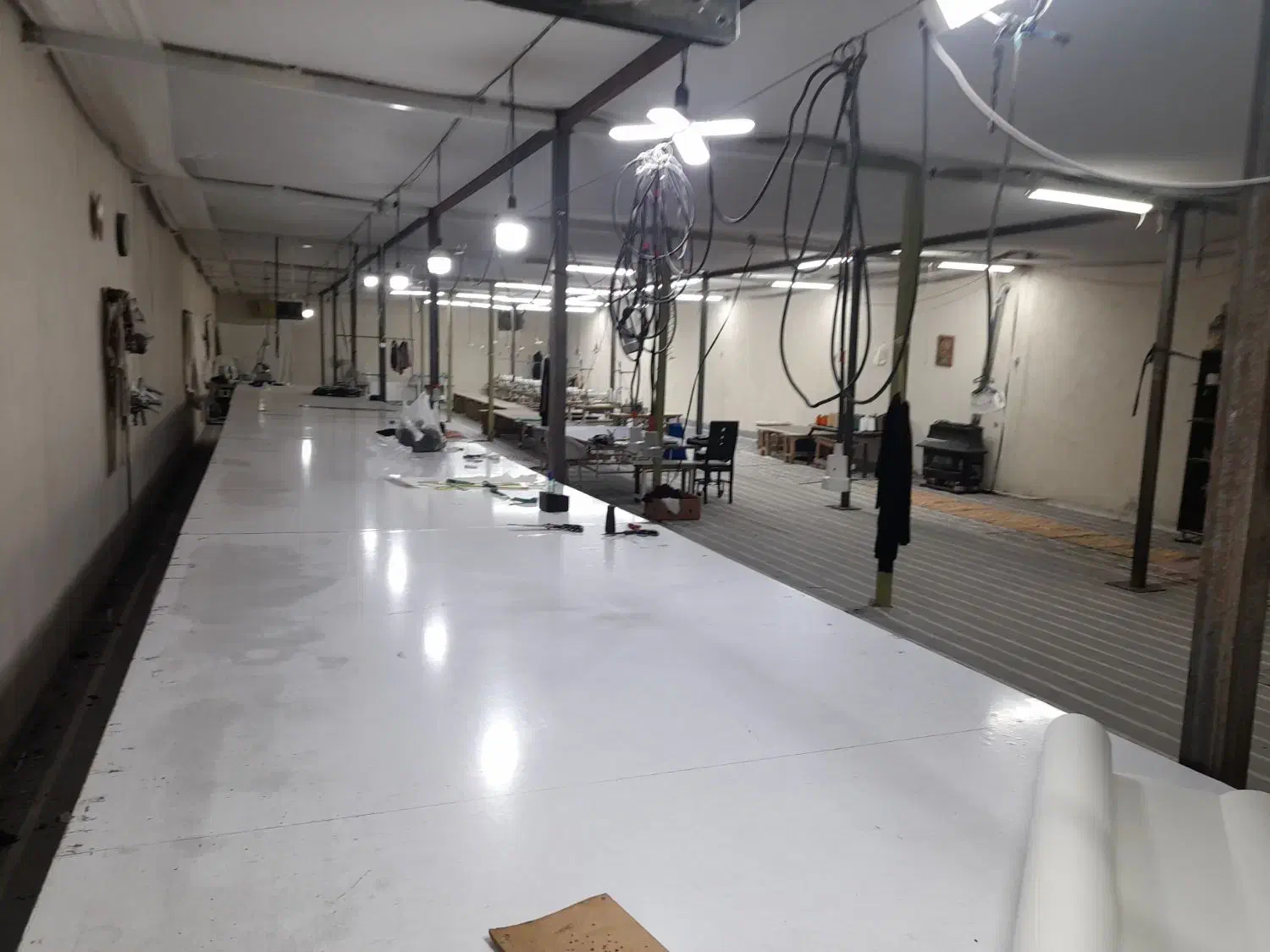 استخدام وردست برشکارخانم شومیز مانتو امین آباد|استخدام صنعتی، فنی، مهندسی|ری, امین آباد|دیوار