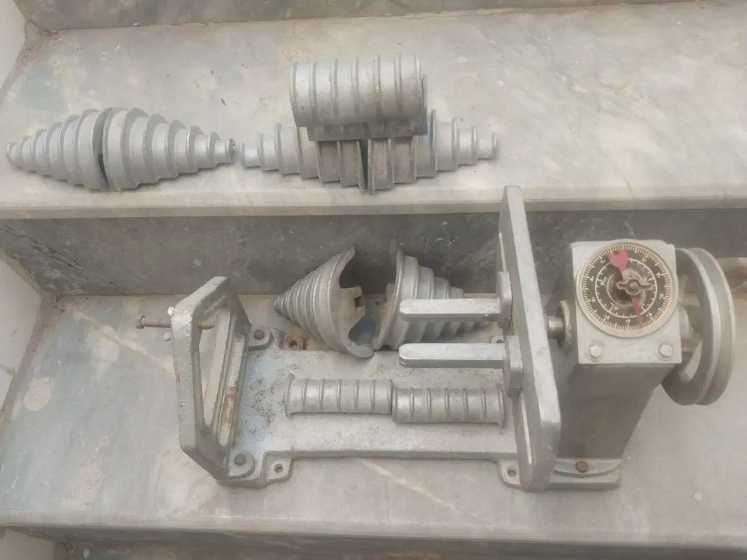 کلاف پیچ|ابزارآلات|هرند, |دیوار