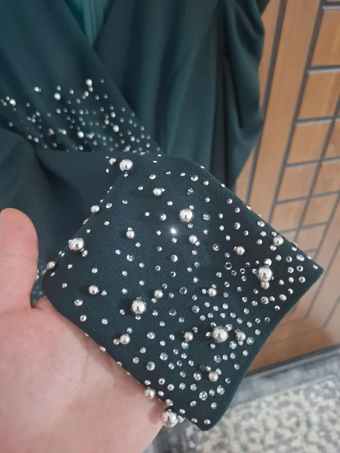 لباس مجلسی|لباس|الوند, |دیوار