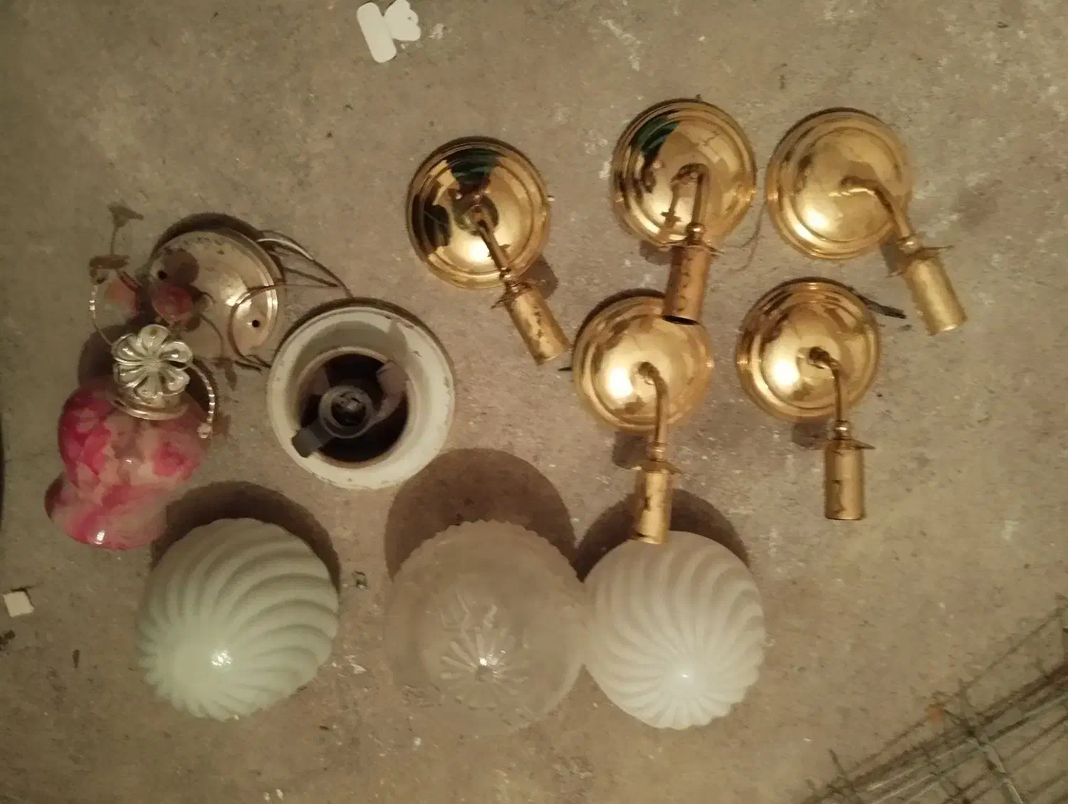 مقداری وسایل منزل بخاطرجابجایی|یخچال و فریزر|کاشان, امیرکبیر|دیوار