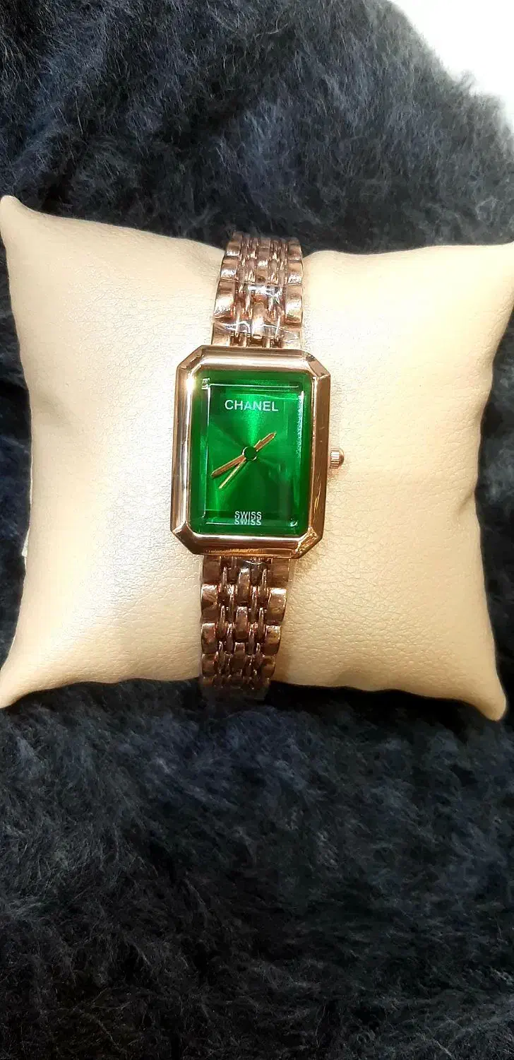 ساعت زنانه با کیفیت کادو روز مادر|ساعت|شیراز, شهرک گلستان|دیوار