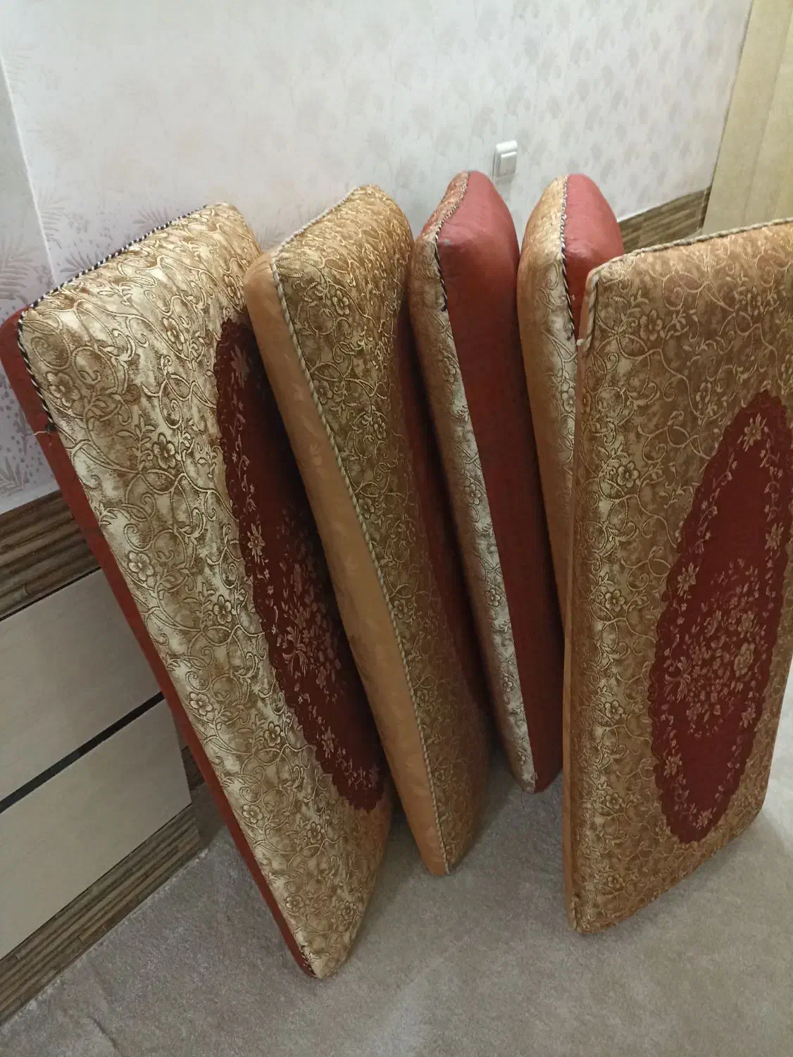 پُشتی|پشتی|دزفول, |دیوار