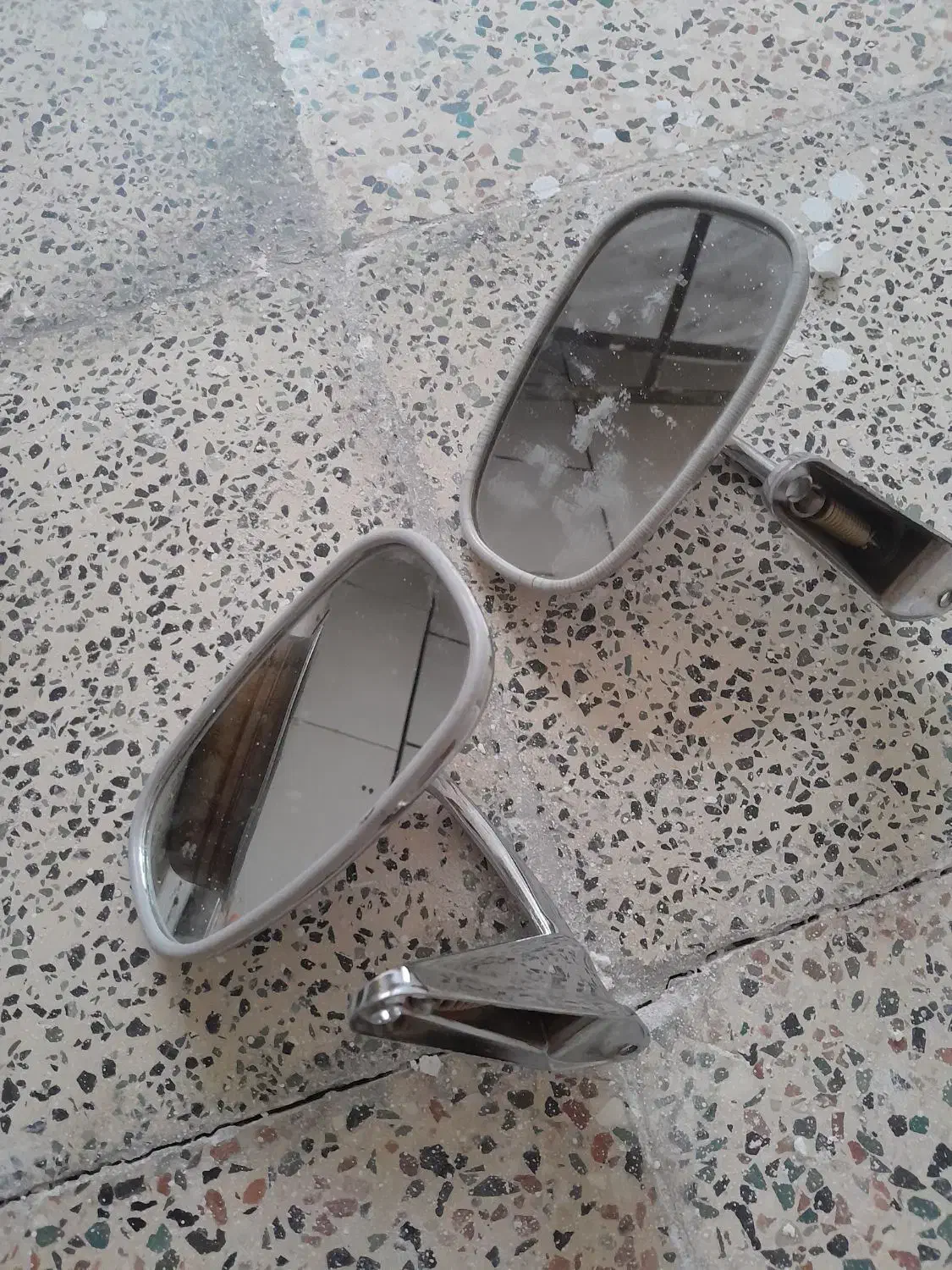 آینه پیکانی|قطعات یدکی و لوازم جانبی|اصفهان, فردوان|دیوار