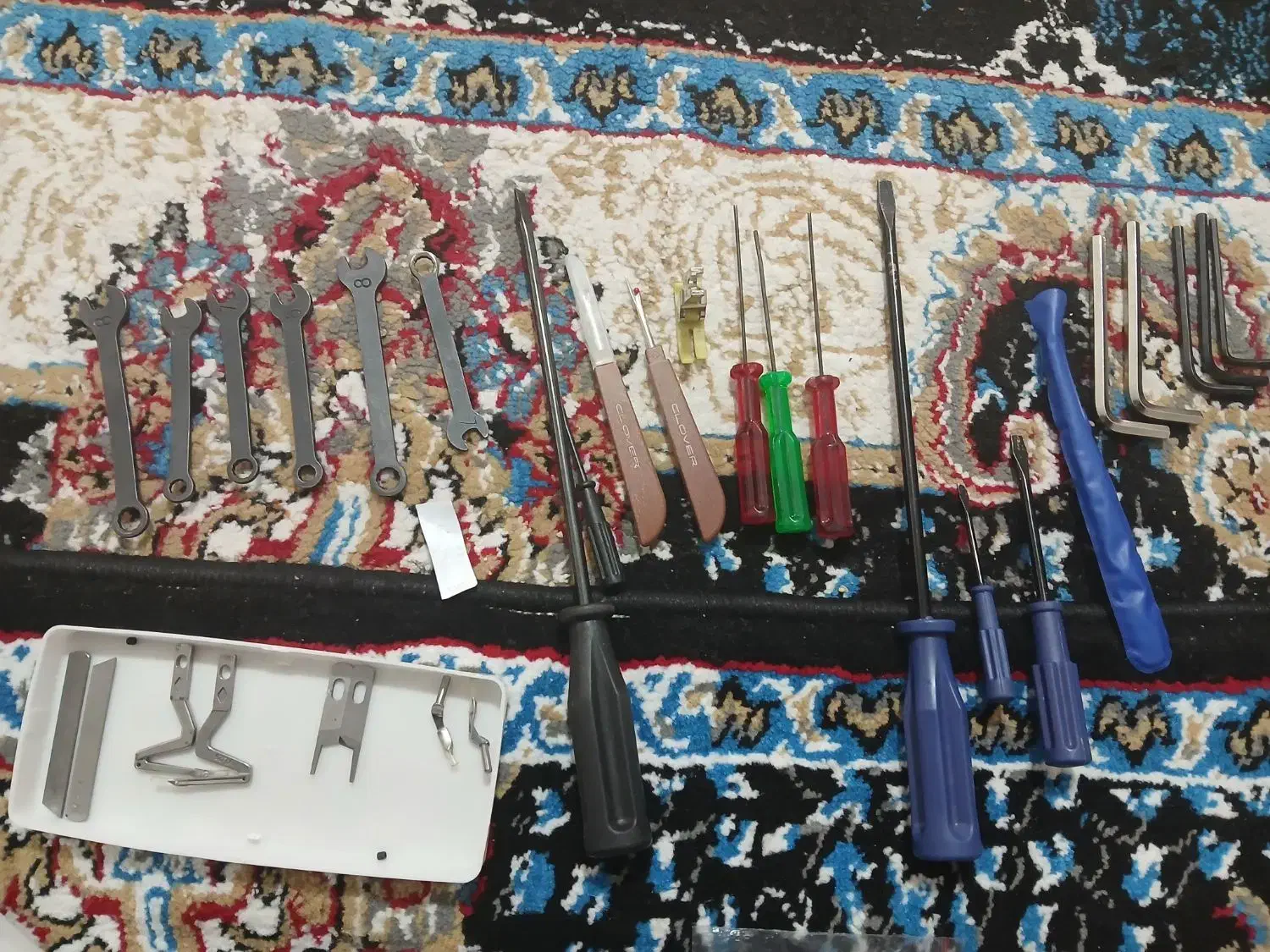 چرخ و زیگزال|چرخ خیاطی و ریسندگی|قیدار, |دیوار