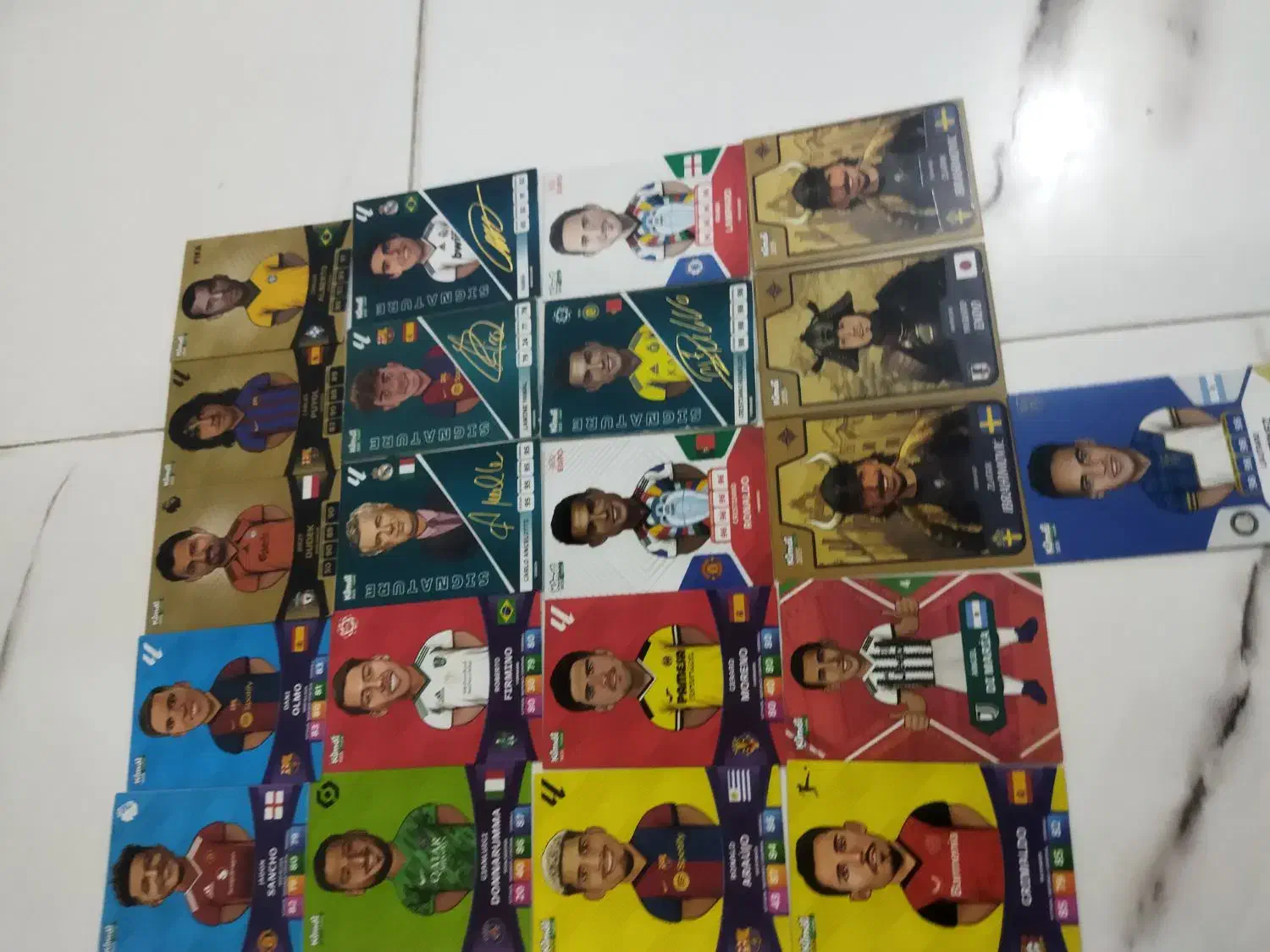 کارت کیمدی 2025 به همراه آلبوم کیمدی|کلکسیون و سرگرمی|پارس‌آباد, |دیوار