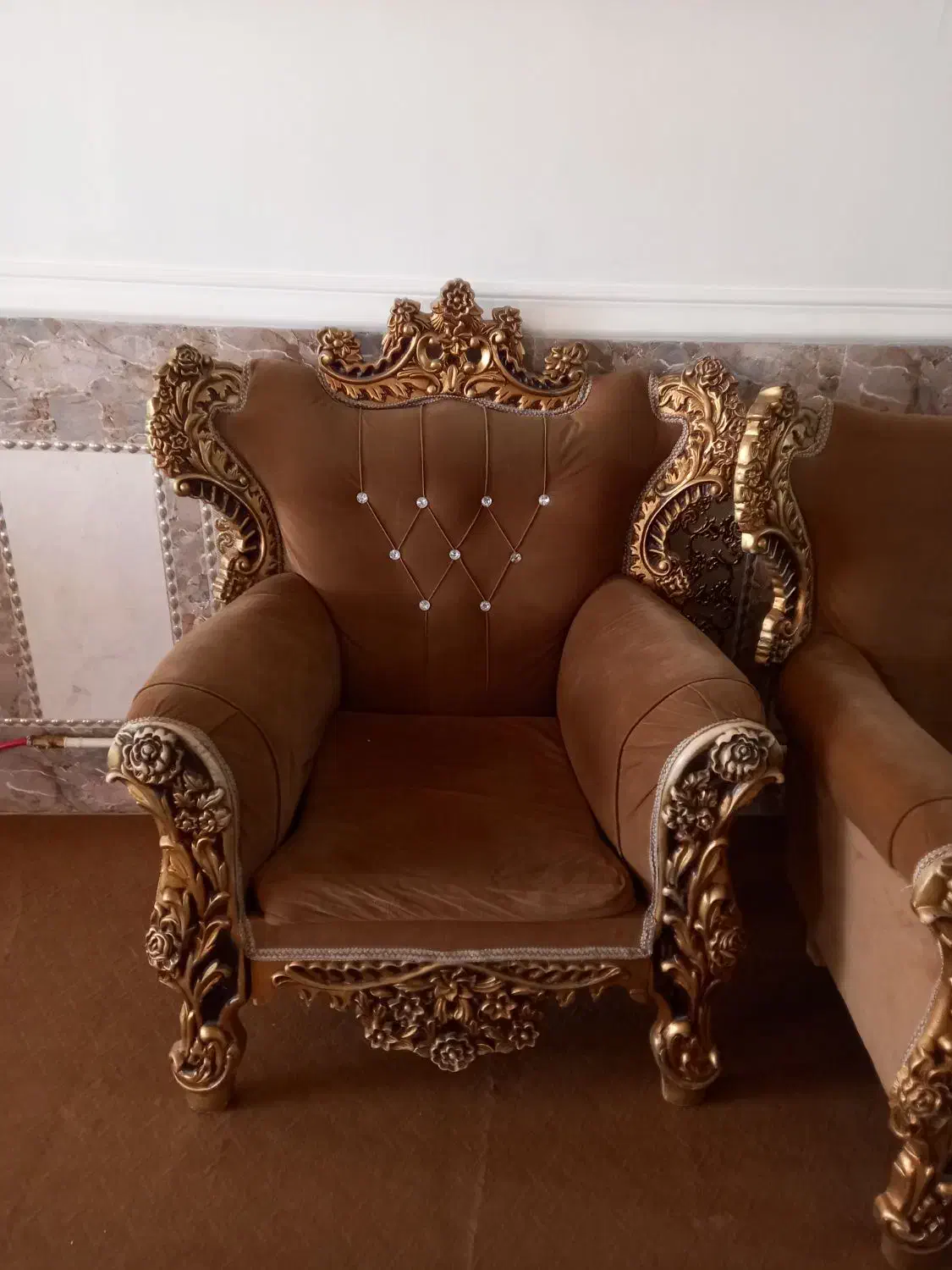 مبل هفت نفره همراه با میز عسلی|مبلمان خانگی و میز عسلی|زاهدان, |دیوار