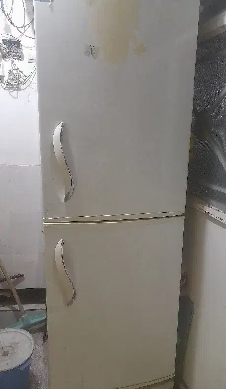 یخچال|یخچال و فریزر|قم, ولیعصر|دیوار