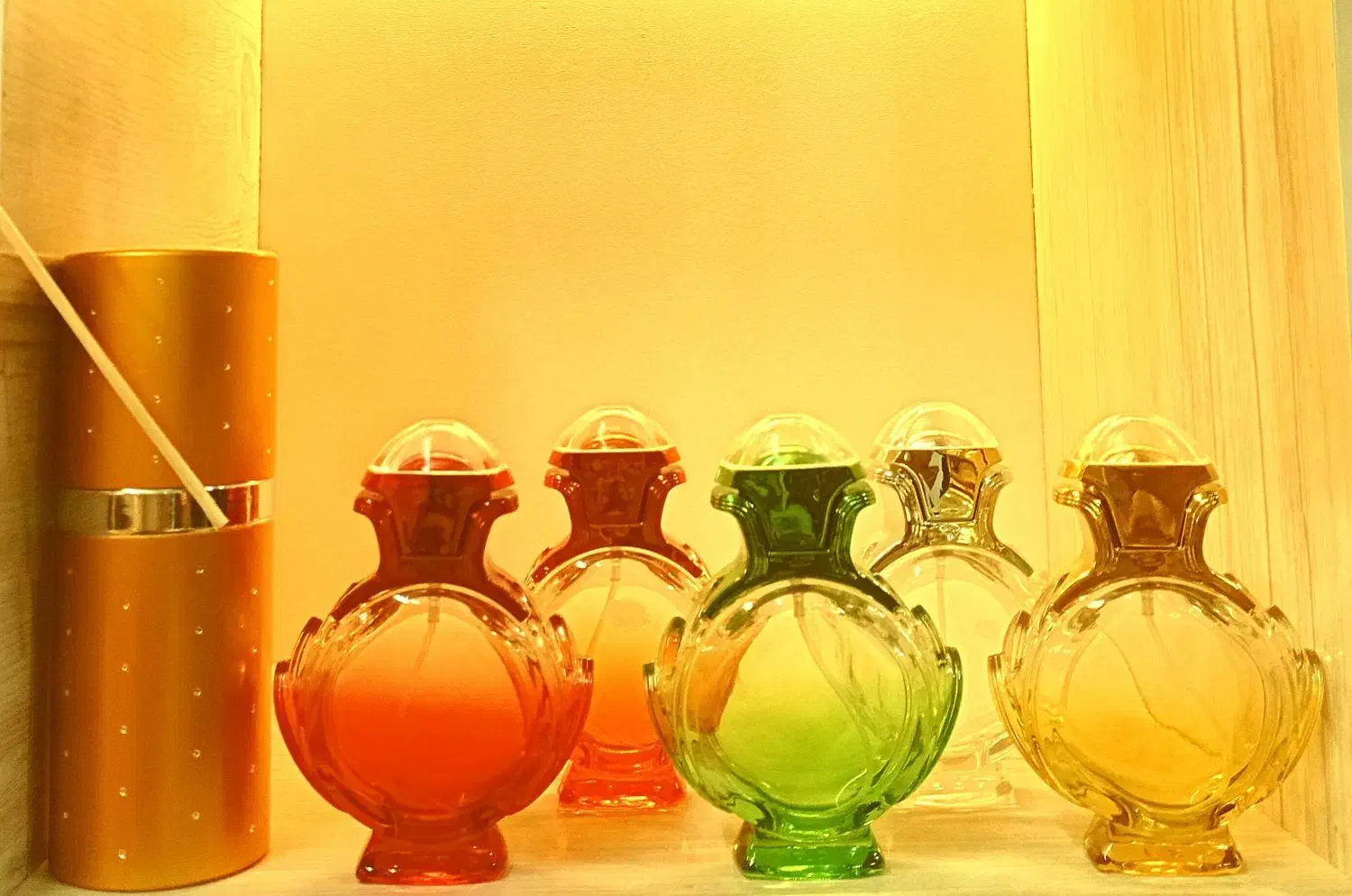 گالری عطروبدلیجات میثم|آرایشی، بهداشتی، درمانی|قم, ارم|دیوار