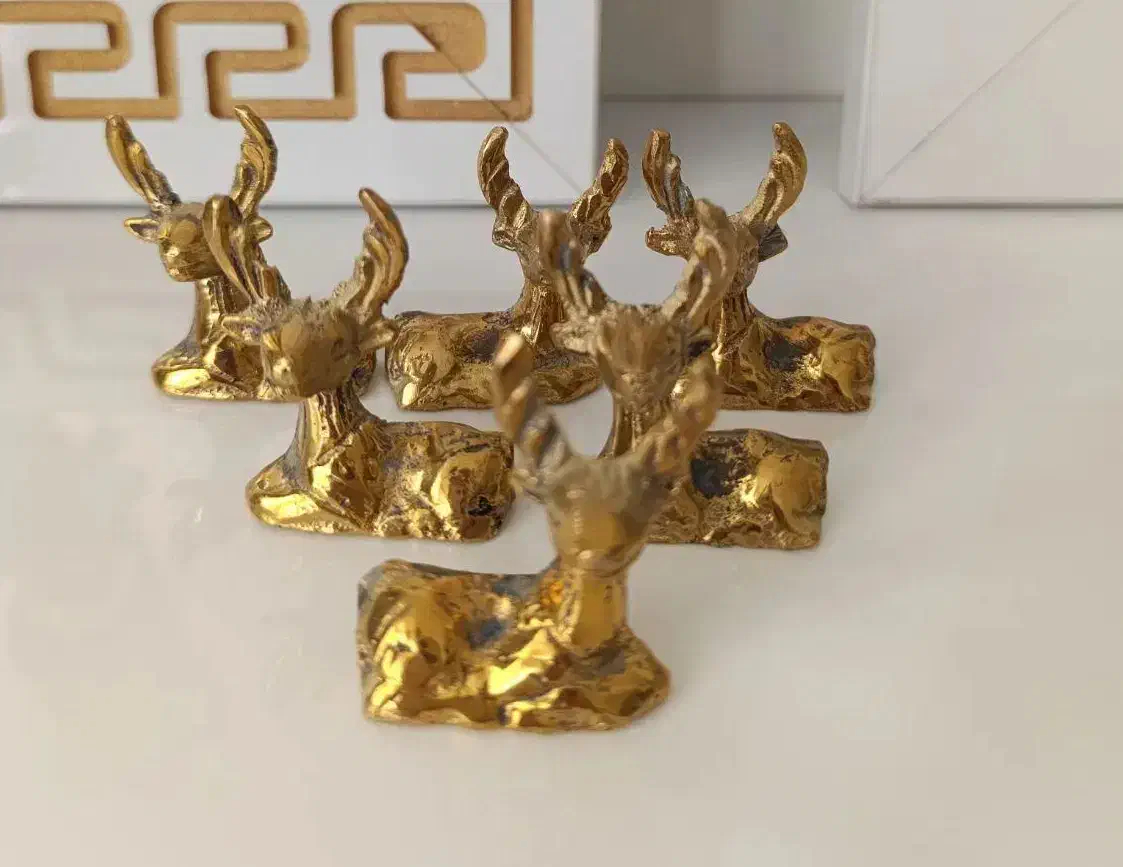 پروانه دیواری و گوزن برنز|مجسمه، تندیس، ماکت|اراک, |دیوار