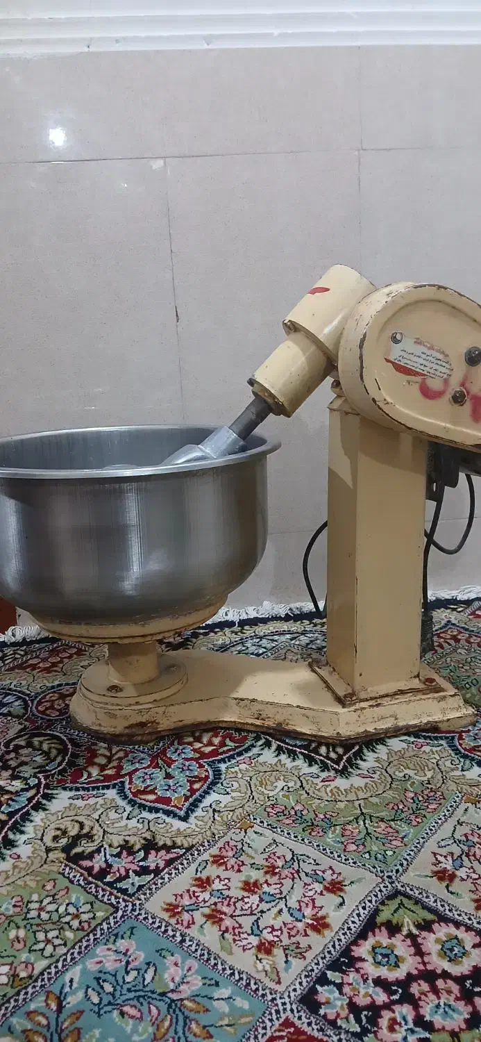 خمیرزن خمیر گیر|سایر لوازم برقی|اهواز, سلیم آباد(سه راه خرمشهر)|دیوار