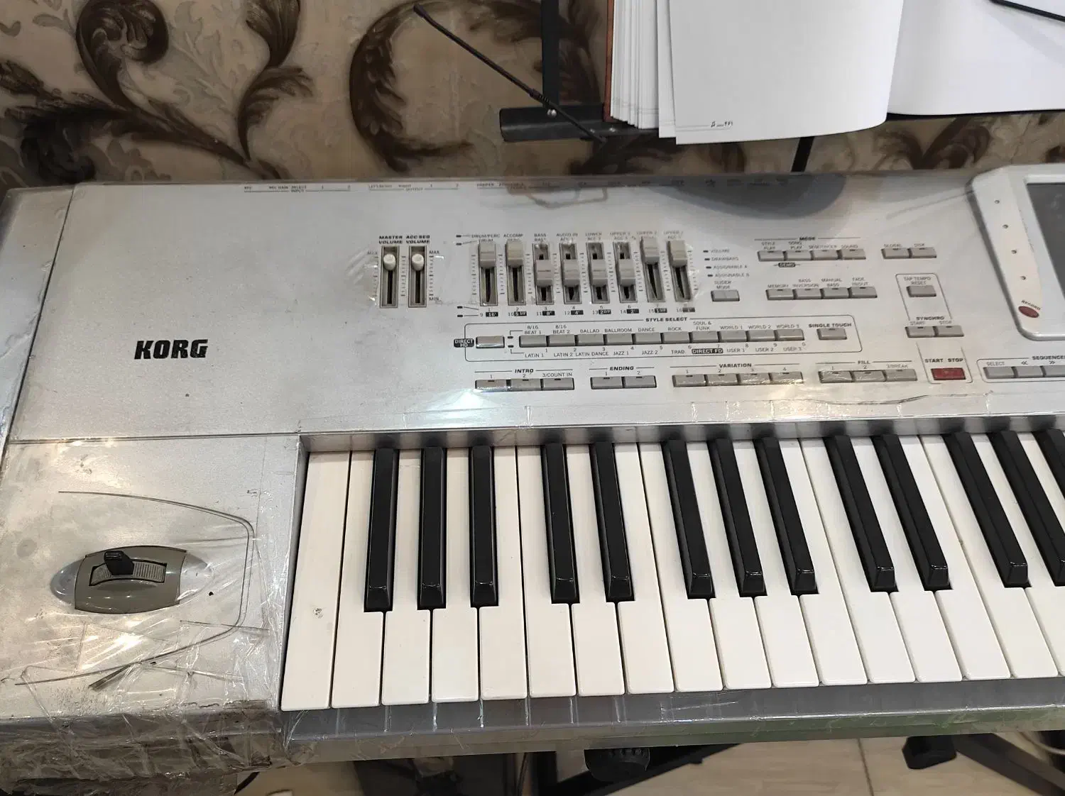 کرگ pa1x pro|پیانو، کیبورد، آکاردئون|سقز, |دیوار