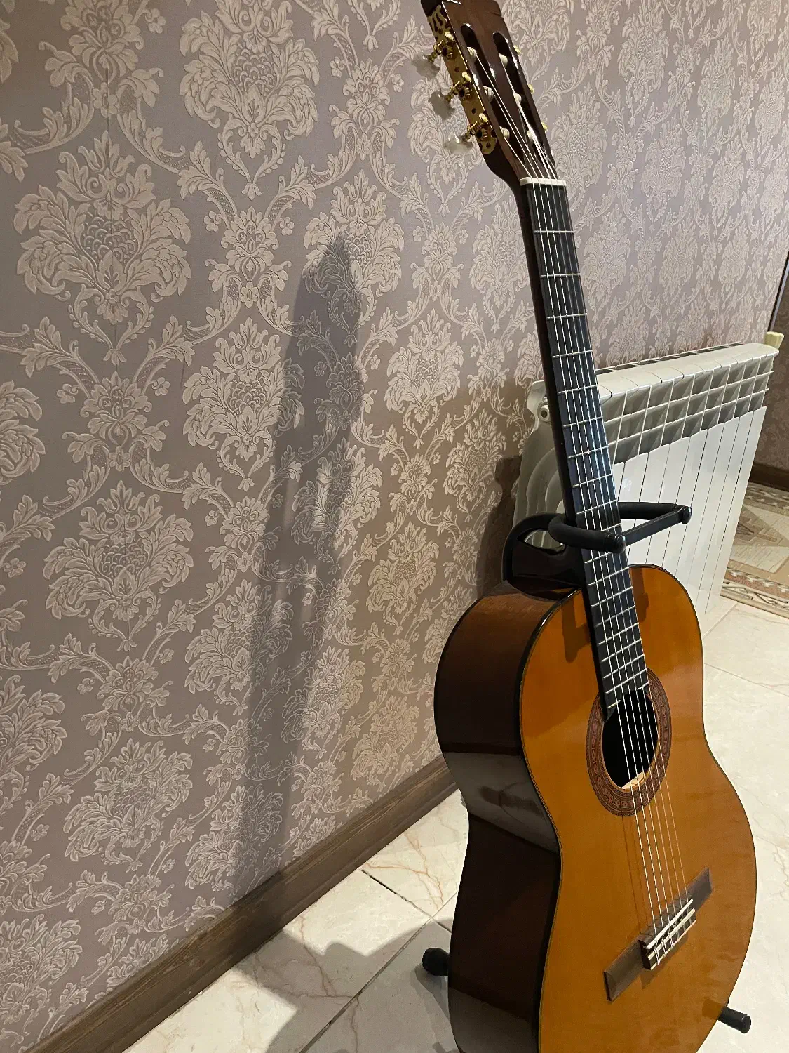 گیتار یاماها C70 اصل اندونزی|گیتار، بیس، امپلیفایر|گنبد کاووس, |دیوار