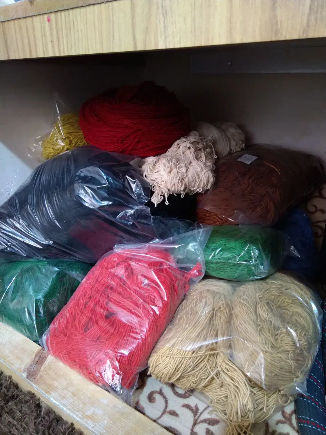 فروش دار و نخ و نقشه فرش زرع و نیم شرکتی اعلا|فرش|اسفراین, |دیوار