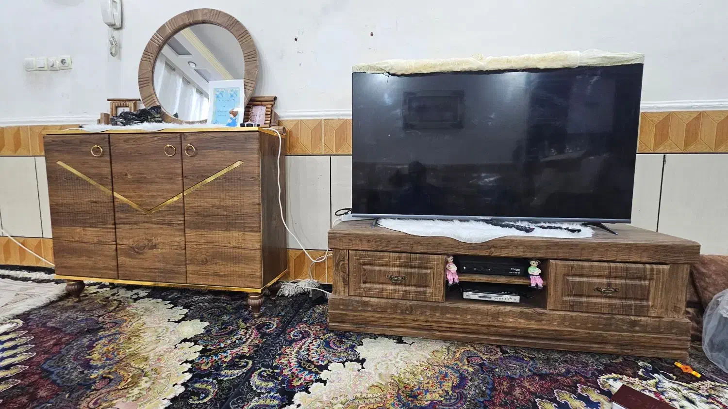 آینه کنسول و میز تلفزیون|بوفه، ویترین، کنسول|اهواز, کمپلو جنوبی|دیوار