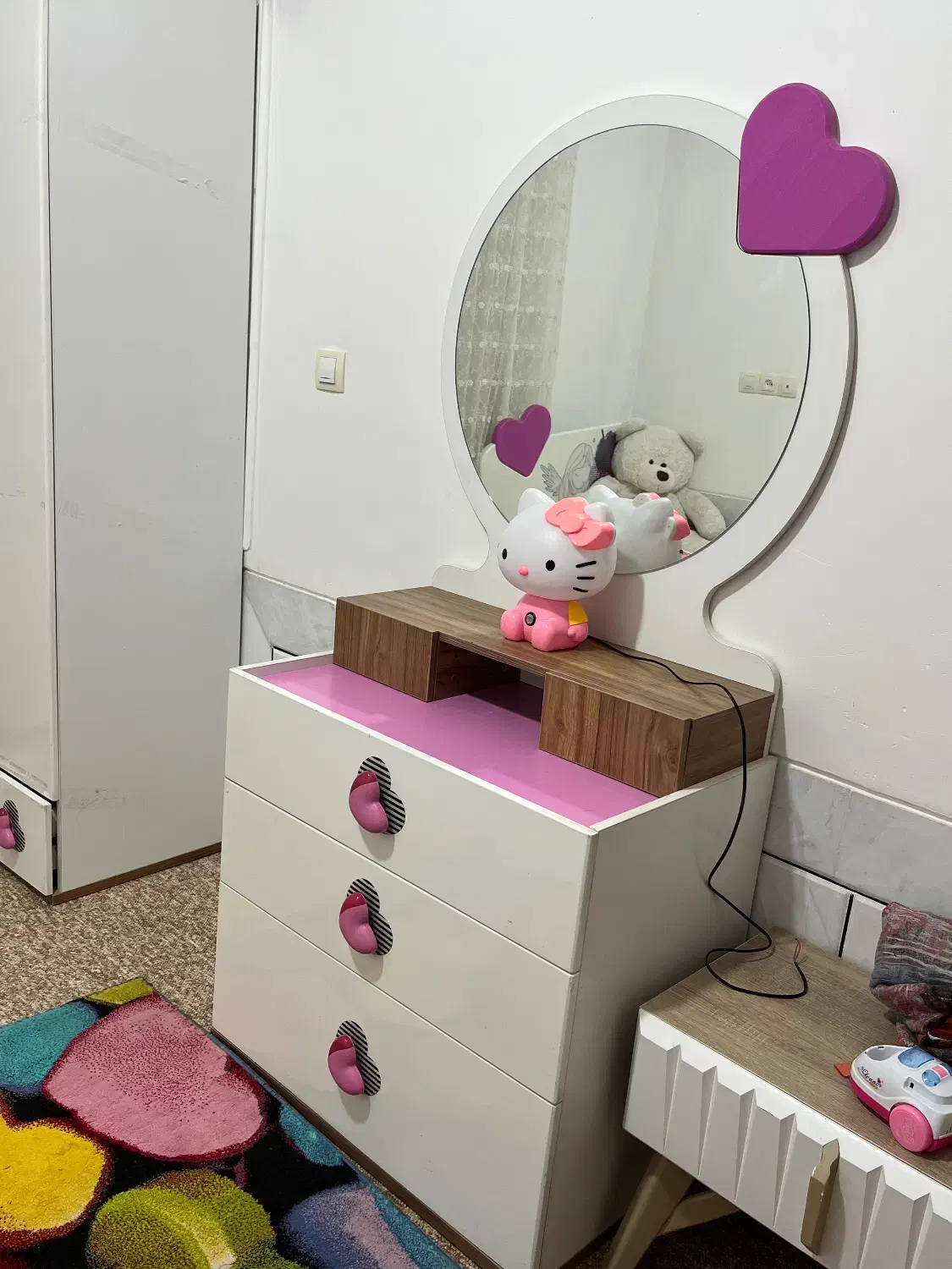 سرویس خواب|تخت و سرویس خواب|نی‌ریز, |دیوار