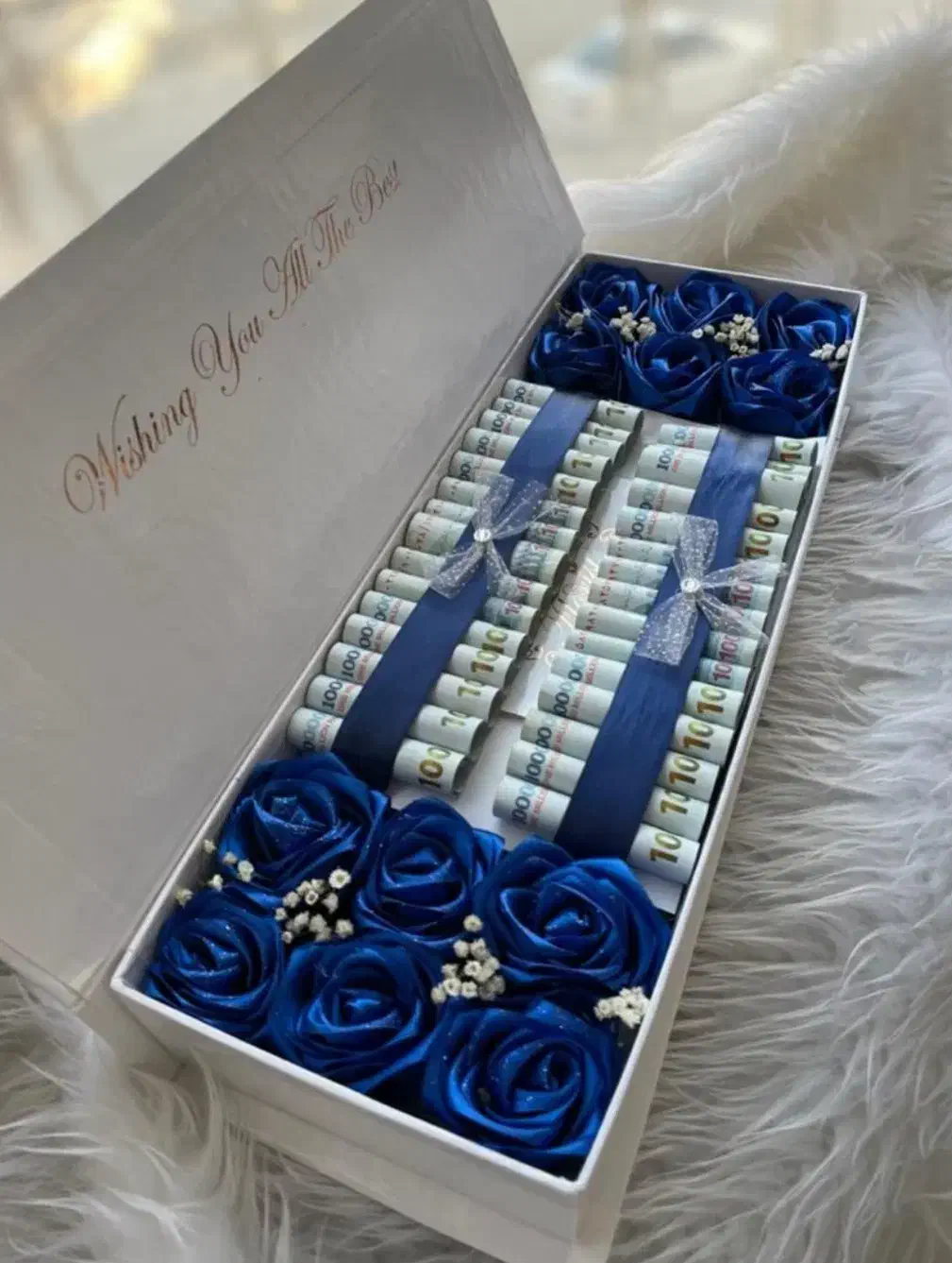 گل روز مادر|گل مصنوعی|اندیشه, اندیشه فاز ۴|دیوار