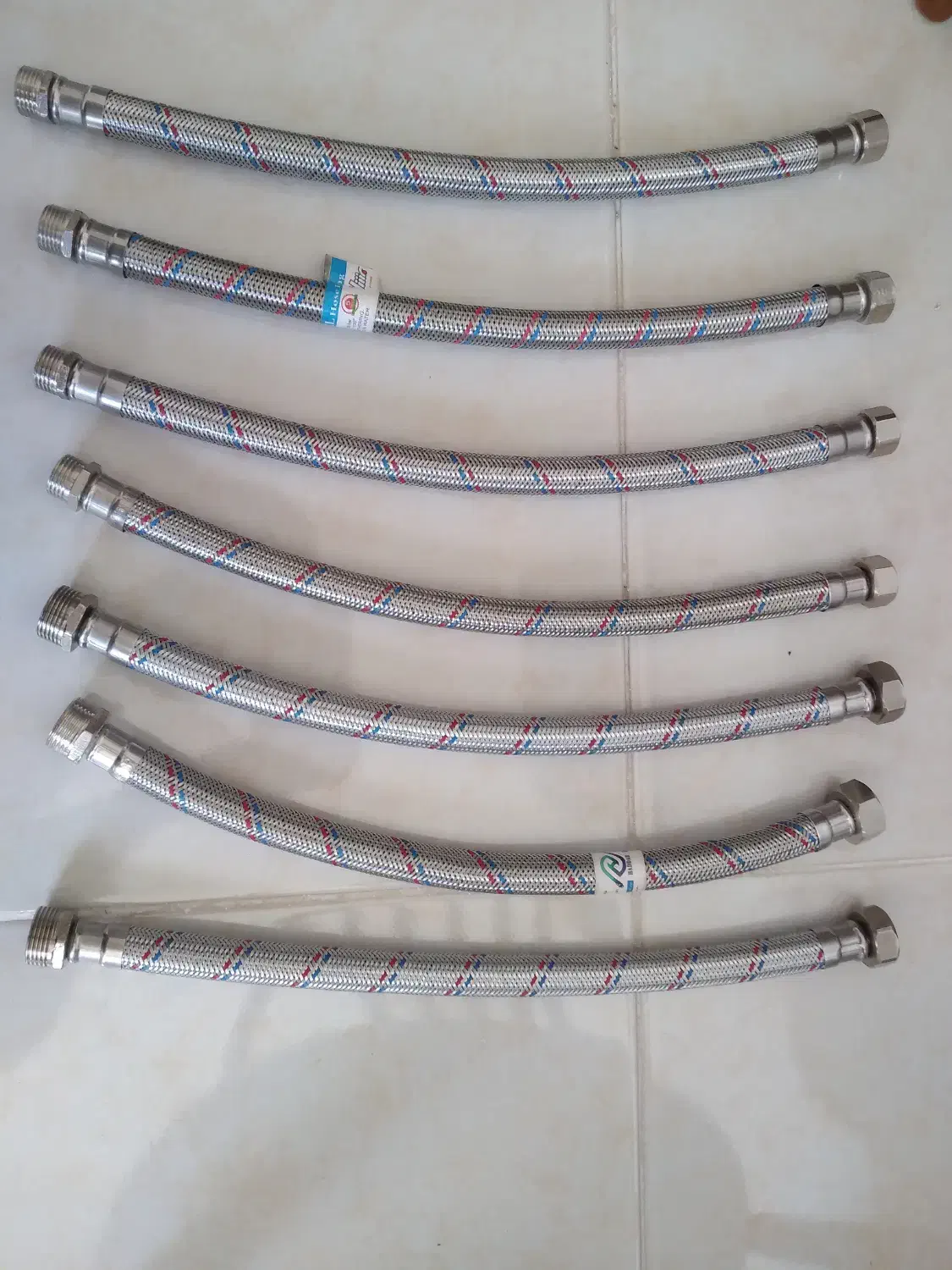 شلنگ اتصال پکیج ۴۰ سانتی|آبگرمکن، پکیج، شوفاژ|پرند, فاز ۴|دیوار