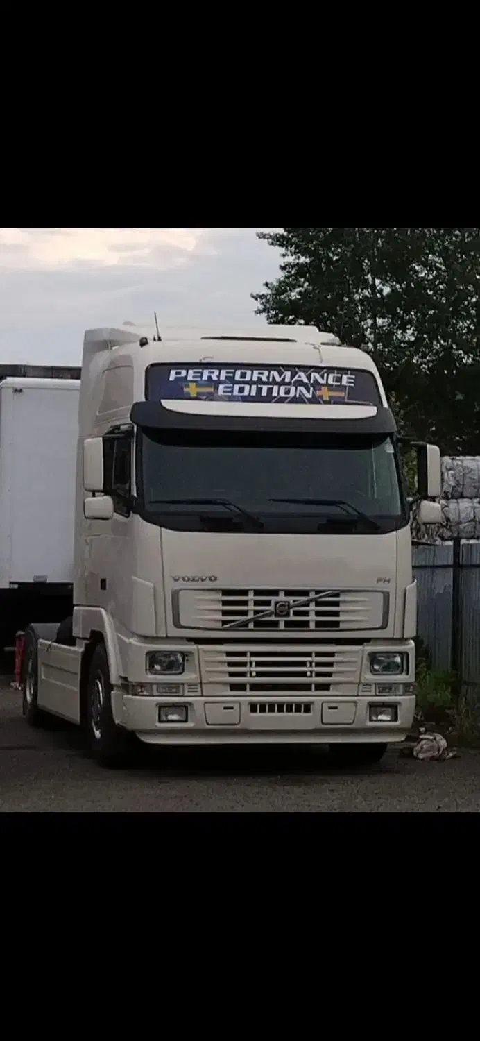 راننده پایه یکم تریلی برون شهری هستم ساکن تهران|استخدام حمل و نقل|ورامین, ورامین|دیوار