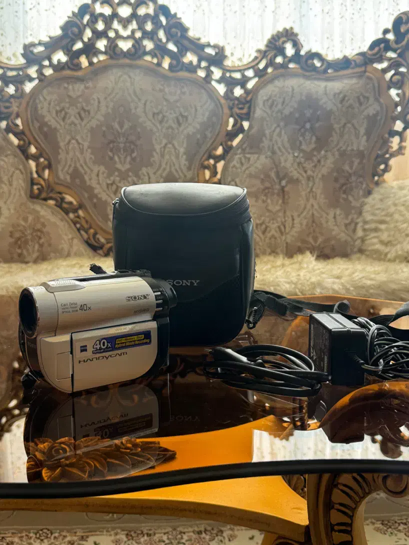 دوربین فیلم برداری سونی  ویترینی|دوربین عکاسی و فیلم‌برداری|مریوان, |دیوار