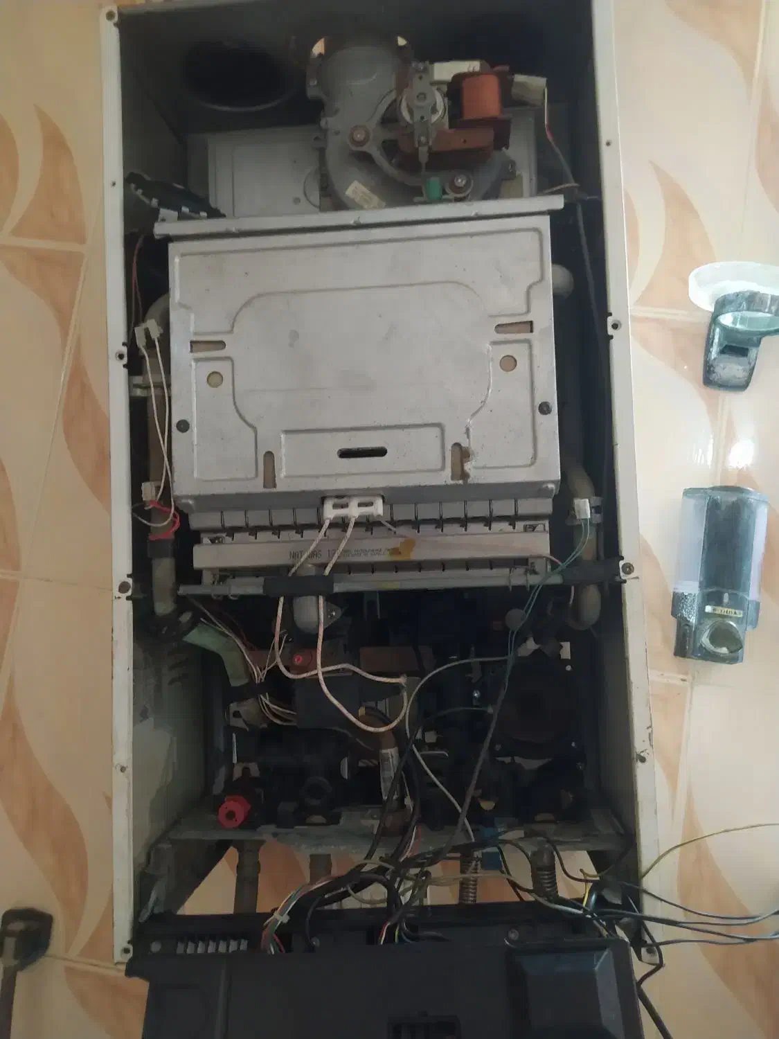 تعمیرات تخصصی پکیج آبگرمکن پمپ اب|خدمات پیشه و مهارت|مشهد, الهیه|دیوار