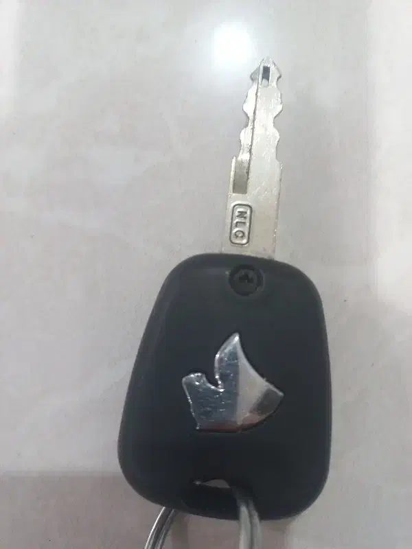 سوئیچ گم شده|اشیا|ایذه, |دیوار