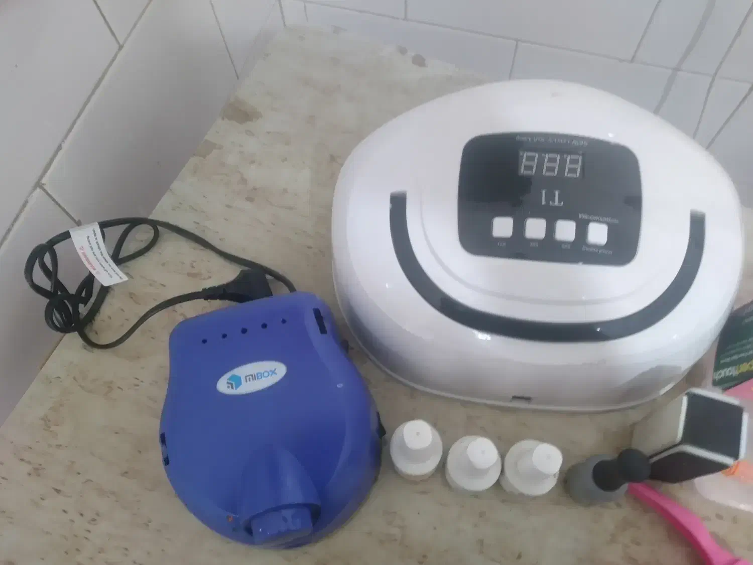 وسایل کاشت ناخن در حد نو|آرایشی، بهداشتی، درمانی|اسلامآباد غرب, |دیوار