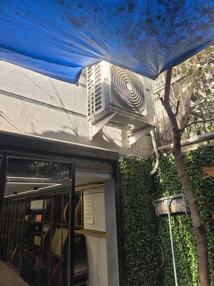 تعمیرات و نصب انواع کولرگازی و داکت اسپلیت و پکیج|کولر گازی و فن‌کوئل|قزوین, |دیوار