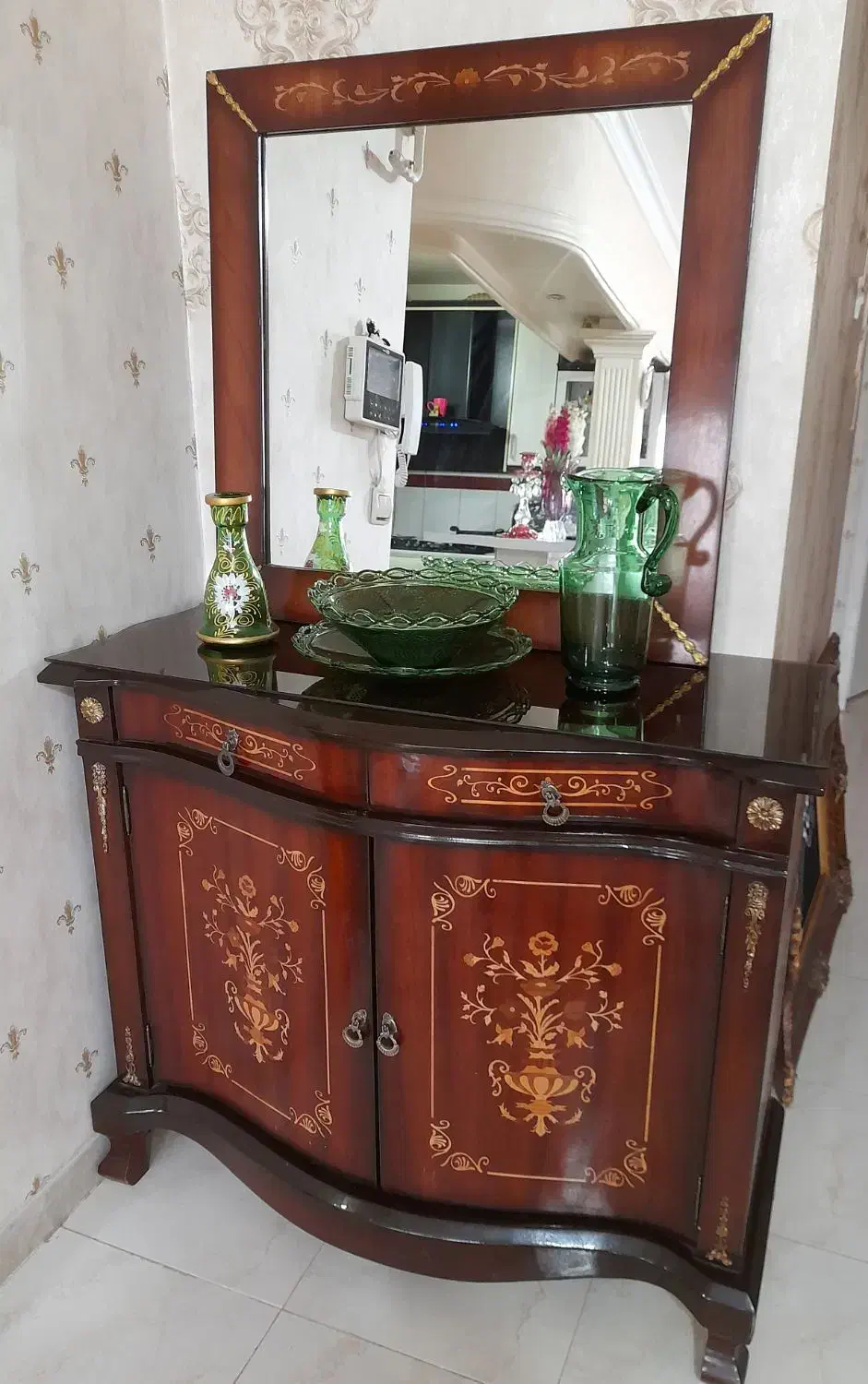 اینه کنسول چوب گردو|بوفه، ویترین، کنسول|همدان, |دیوار