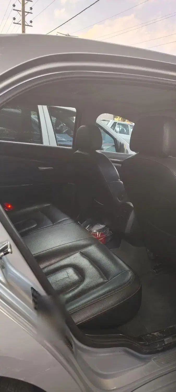 بایک سنوا|خودرو سواری و وانت|فردیس, منظریه|دیوار