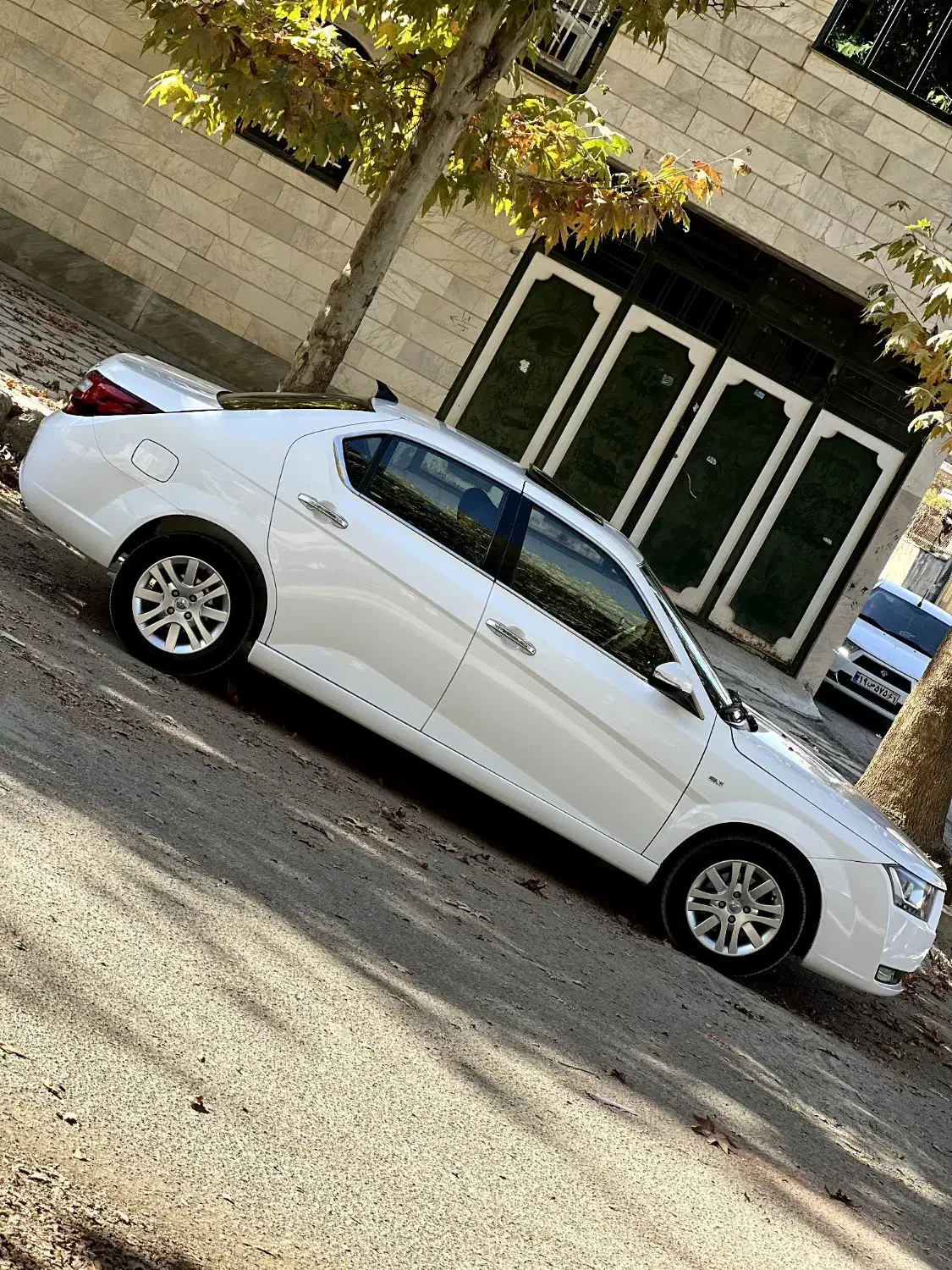 دنا پلاس مدل ۹۸ فول سانروف دار|خودرو سواری و وانت|مریوان, |دیوار