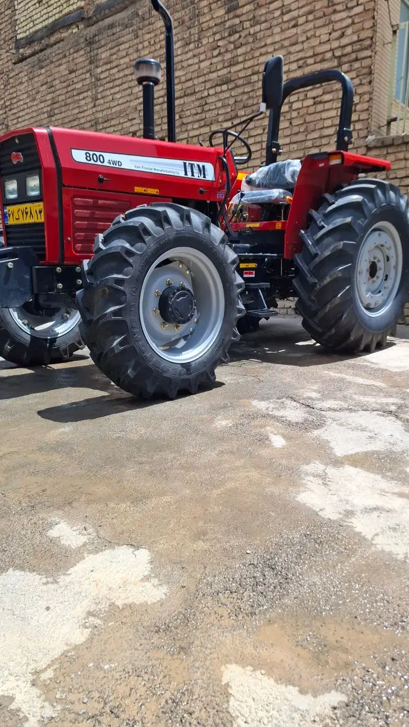 تراکتور ۸۰۰ خشک|خودرو سنگین|سمیرم, |دیوار