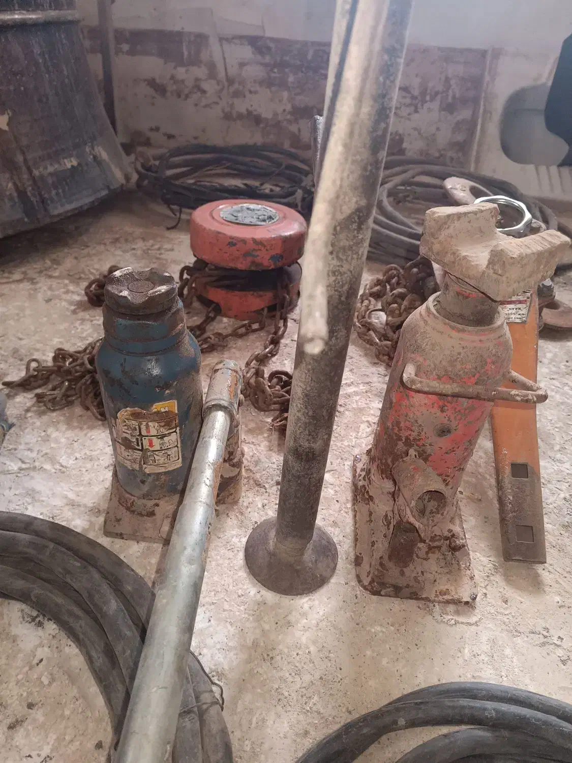 وسایل جوشکاری|ابزارآلات|دهبکری, |دیوار