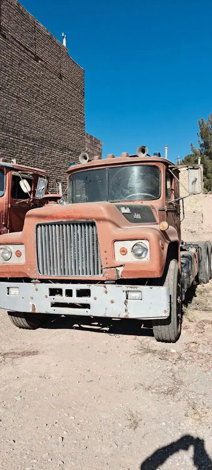 کشنده ماک ولوو وایت اویکو|خودرو سنگین|تهران, توحید|دیوار