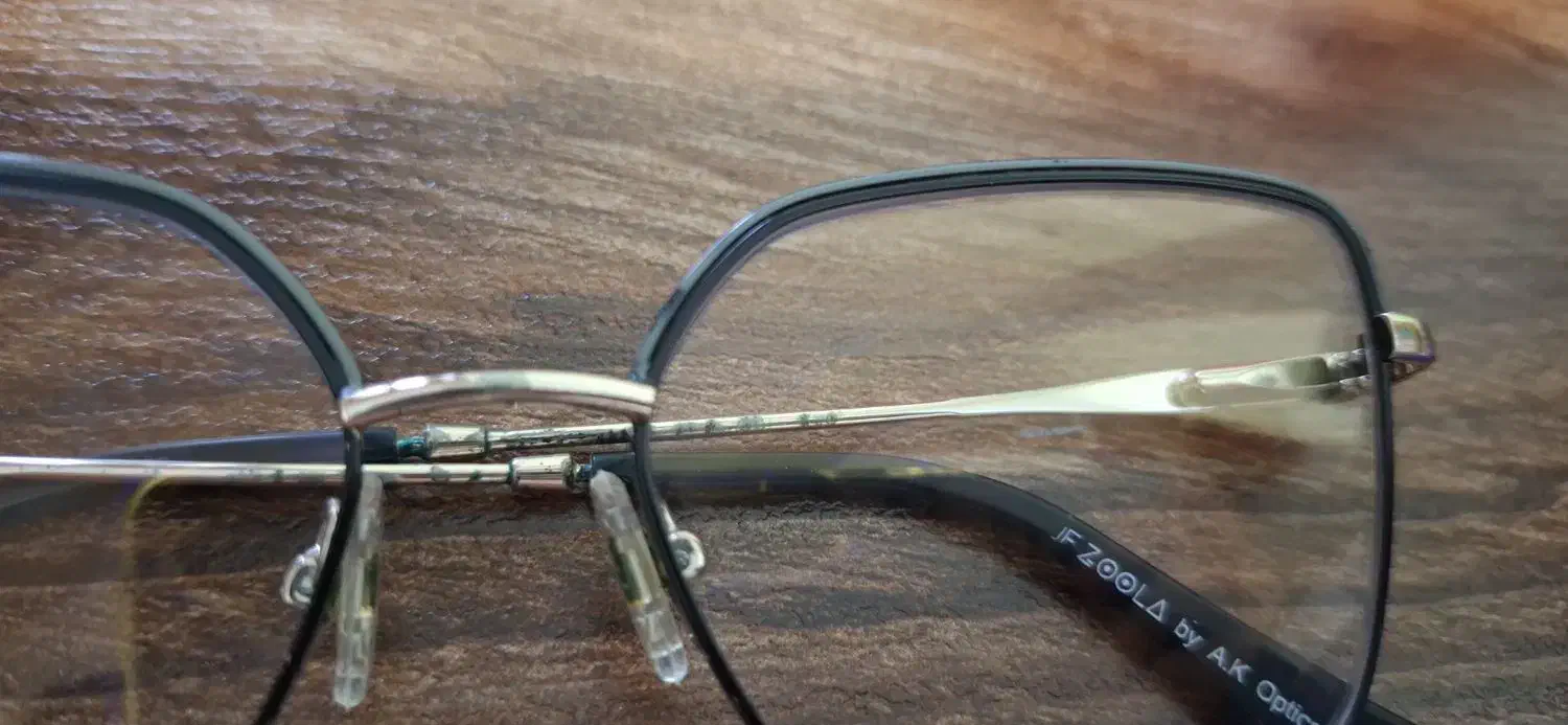 عینک طبی|زیورآلات و اکسسوری|بندر انزلی, باغ زمانی|دیوار