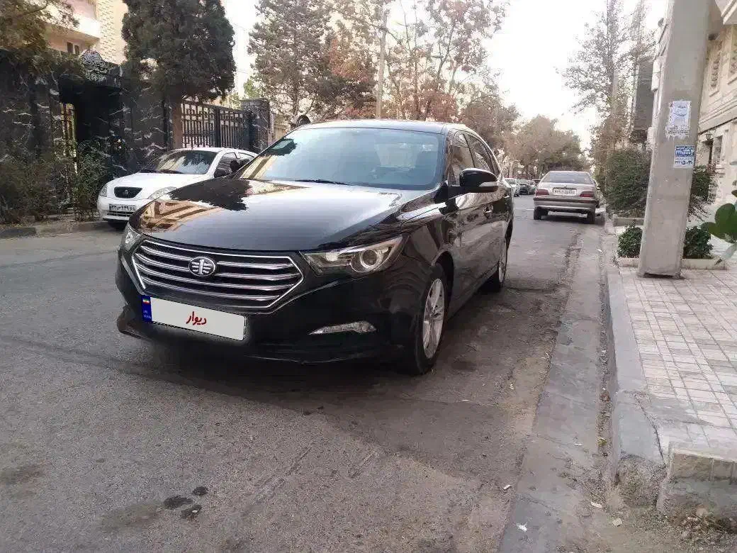 بسترن مدل ۹۸ بدون رنگ شدگی|خودرو سواری و وانت|تهران, شهرک شهید باقری|دیوار