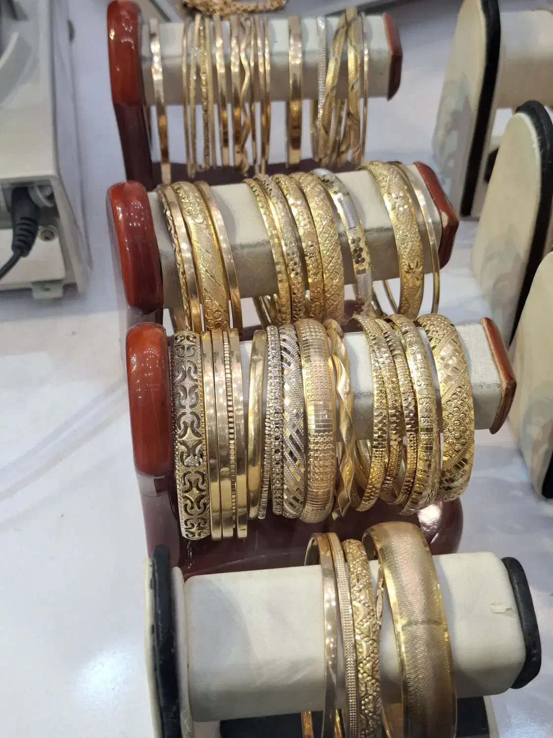 طلا همه مدل بدون اجرت مالیات فقط2تا2/5%|جواهرات|خرمآباد, |دیوار