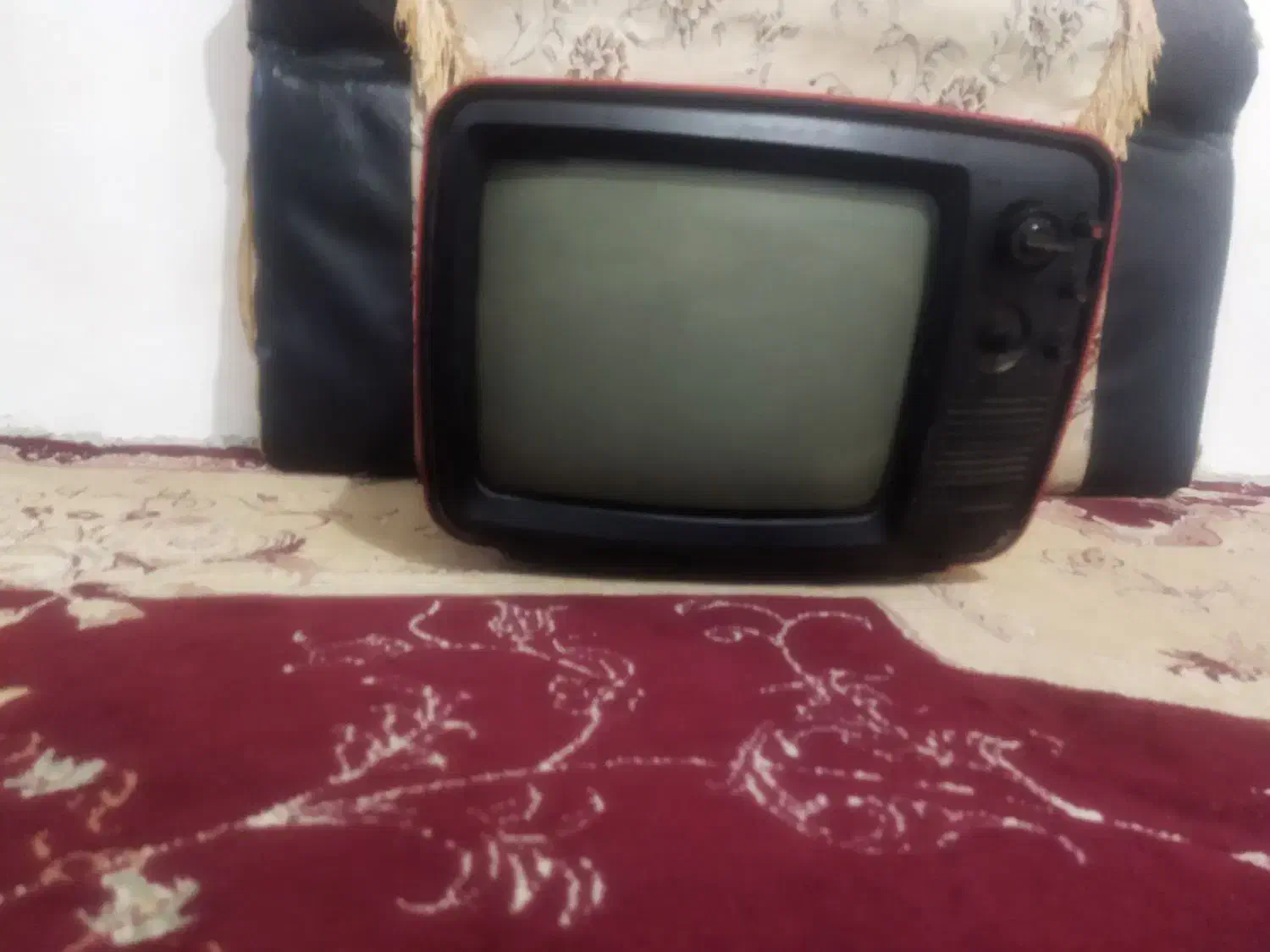 تلویزیون|تلویزیون و پروژکتور|بروجرد, |دیوار