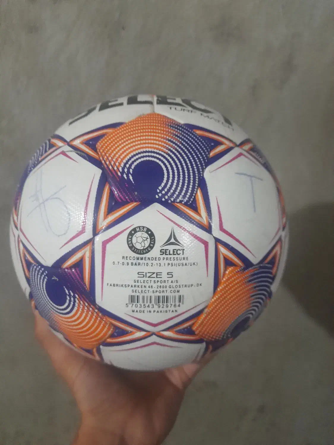 توپ نیمه تنبل سالون و چمن مصنوعی|ورزشهای توپی|کوهدشت, |دیوار