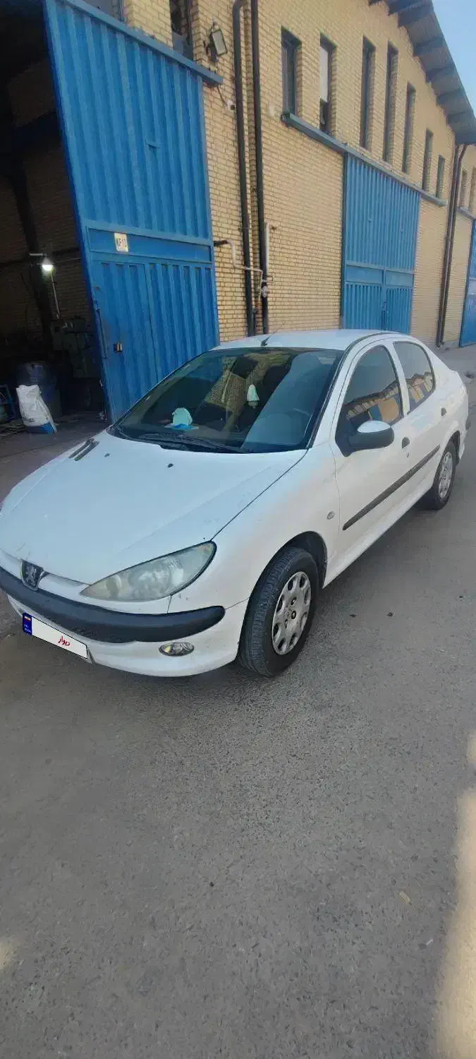پژو 206 SD V8، مدل ۱۳۸۹|خودرو سواری و وانت|قم, آزادگان|دیوار