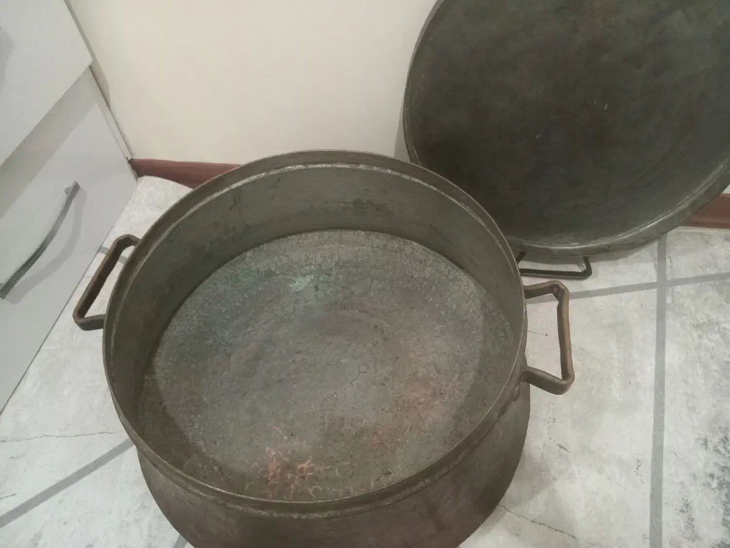 دیگ مسی|ظروف پختوپز|مشهد, جلالیه|دیوار