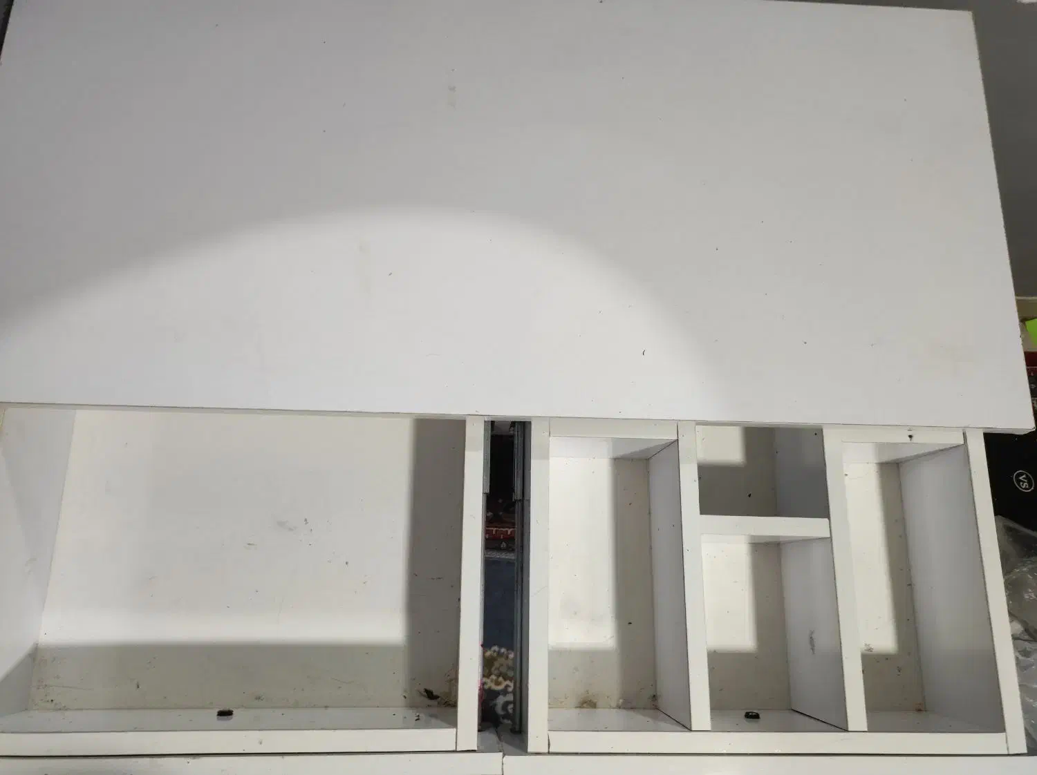 میز آرایشی یا تحریر نو|میز تحریر و کامپیوتر|شیراز, کیان شهر|دیوار